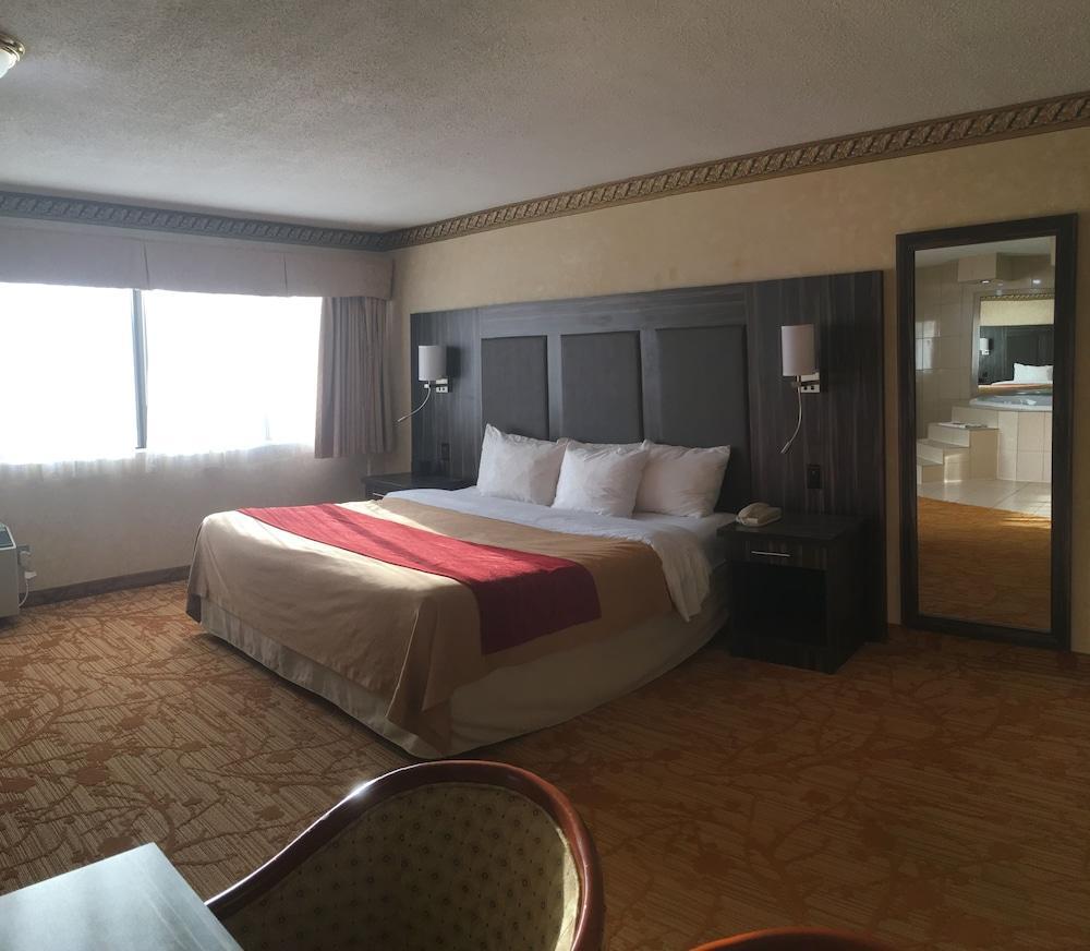 Comfort Inn Meadowvale Mississauga Zewnętrze zdjęcie