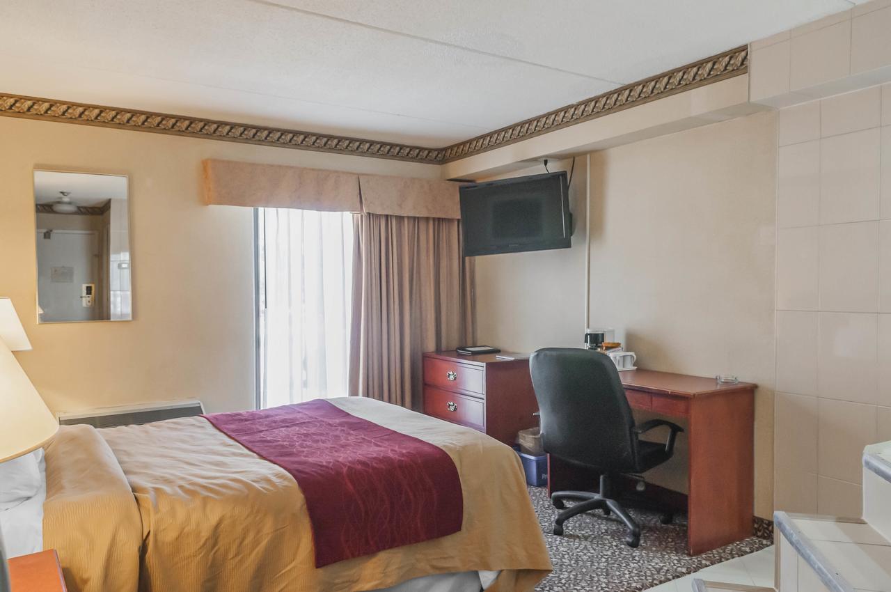 Comfort Inn Meadowvale Mississauga Zewnętrze zdjęcie