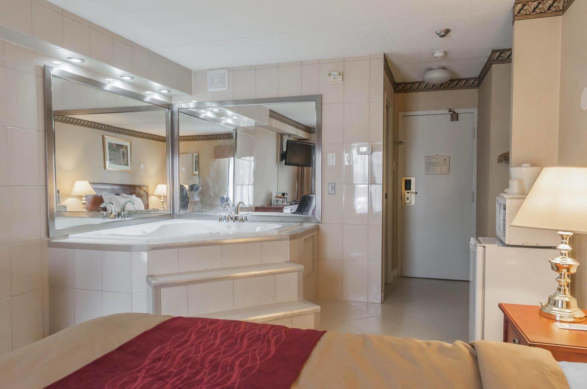 Comfort Inn Meadowvale Mississauga Zewnętrze zdjęcie